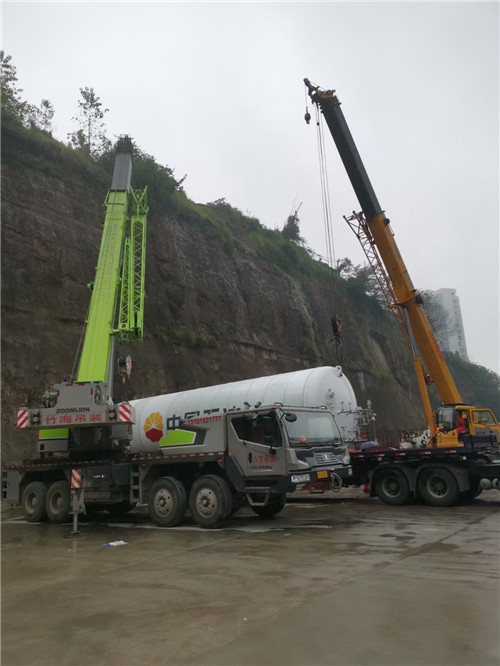 克州“不怕风雨冻”—— 吊车的 “恶劣环境适应” 技术